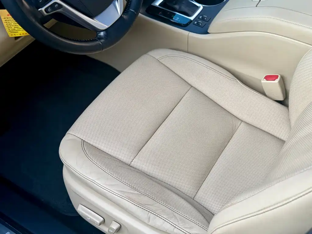 Toyota Highlander — миниатюра 10