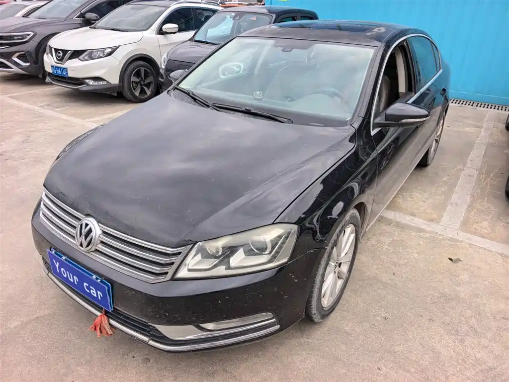 Volkswagen Magotan 2012