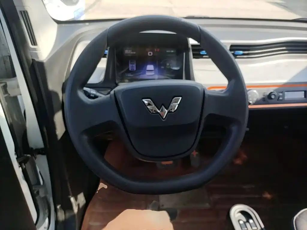 Wuling MINIEV — миниатюра 11