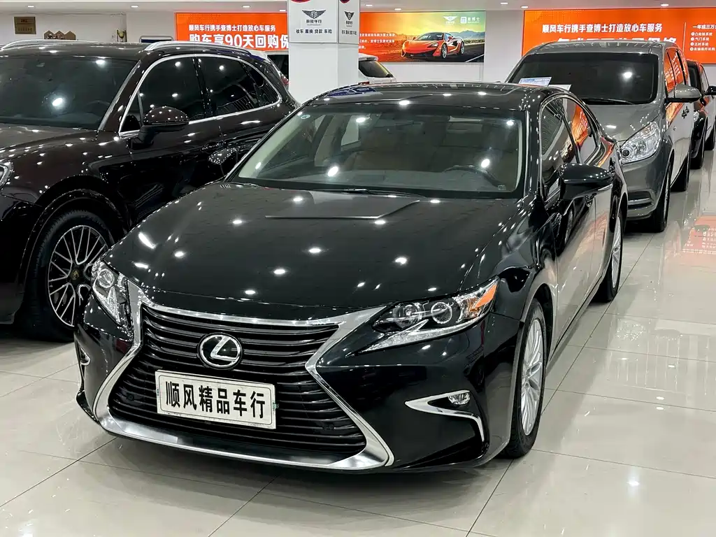 Lexus ES — миниатюра 32