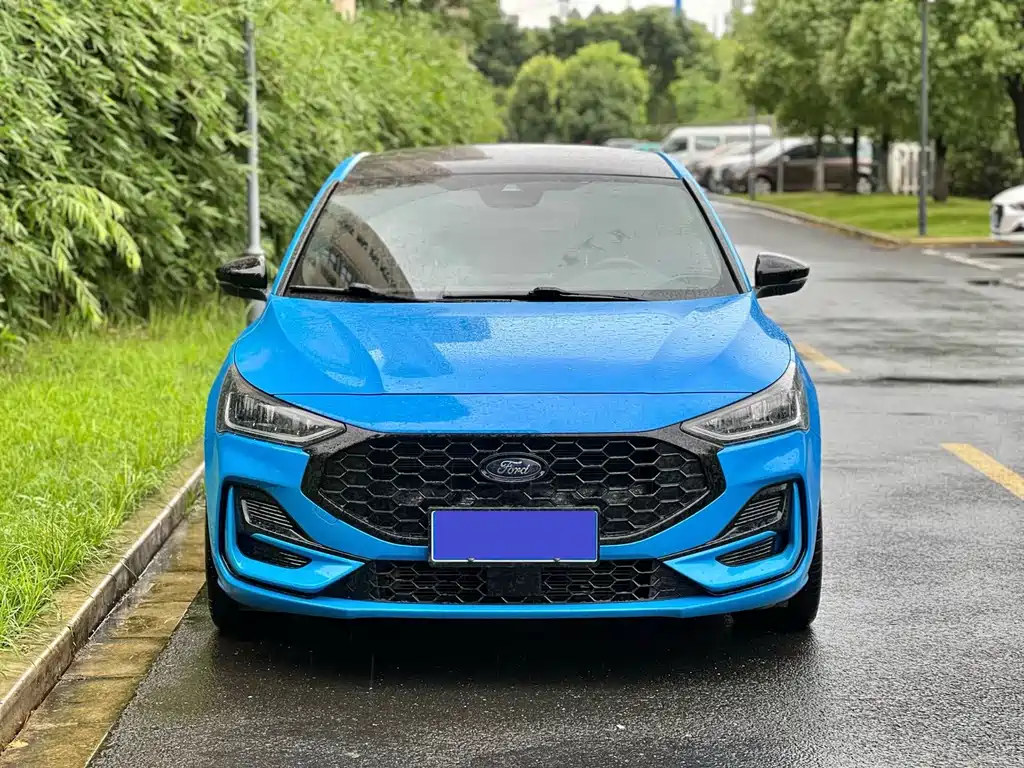 Ford Focus 2022 EcoBoost 180 AT ST Line