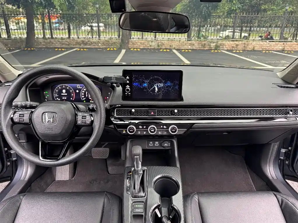 Honda Civic 2022 240TURBO CVT