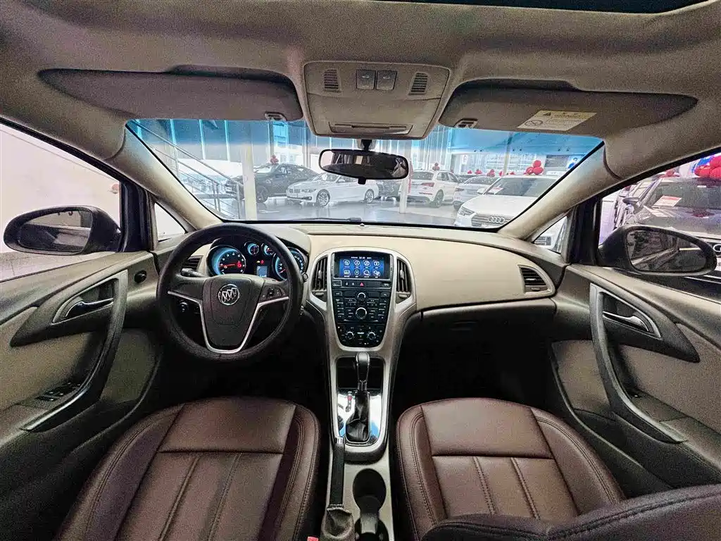Buick Excelle — миниатюра 14