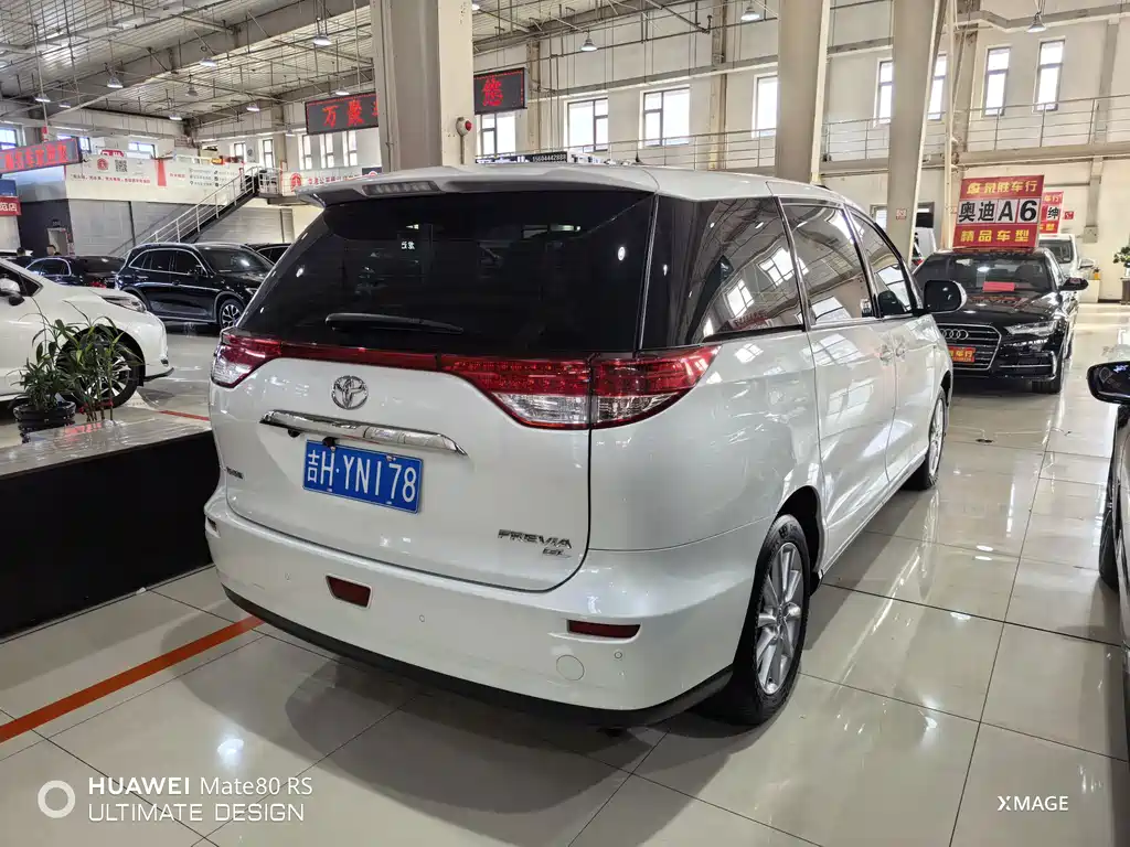 Toyota Previa — миниатюра 9