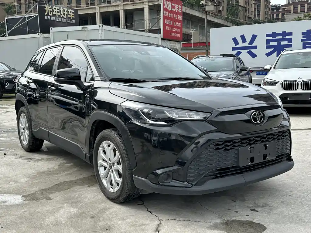 Toyota Frontlander 2023 2.0L CVT Lead