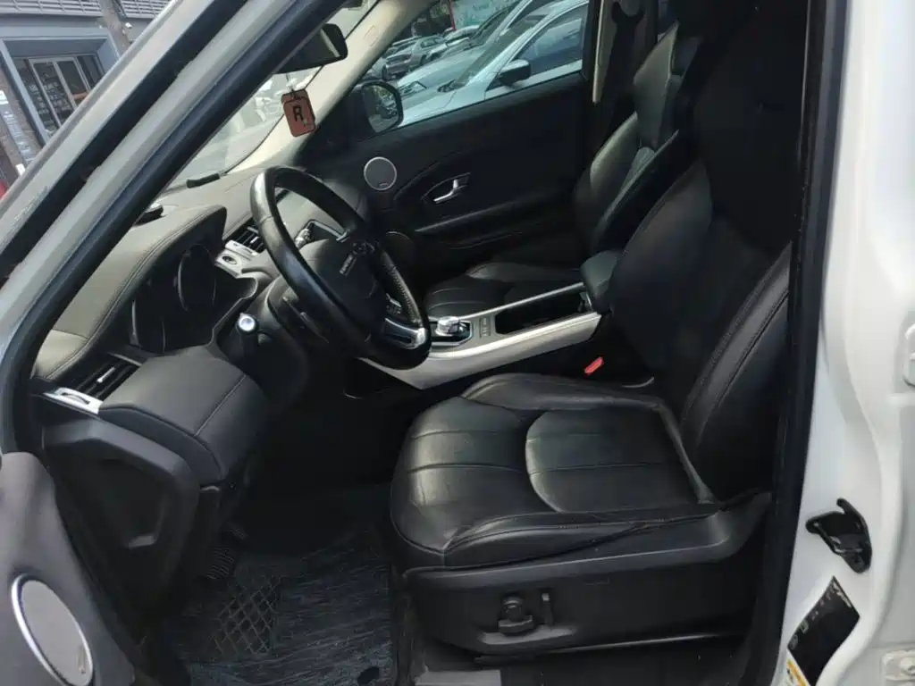 Land Rover Evoque — миниатюра 15