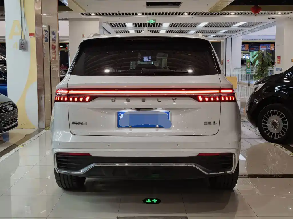 Geely Xingyue L — миниатюра 8