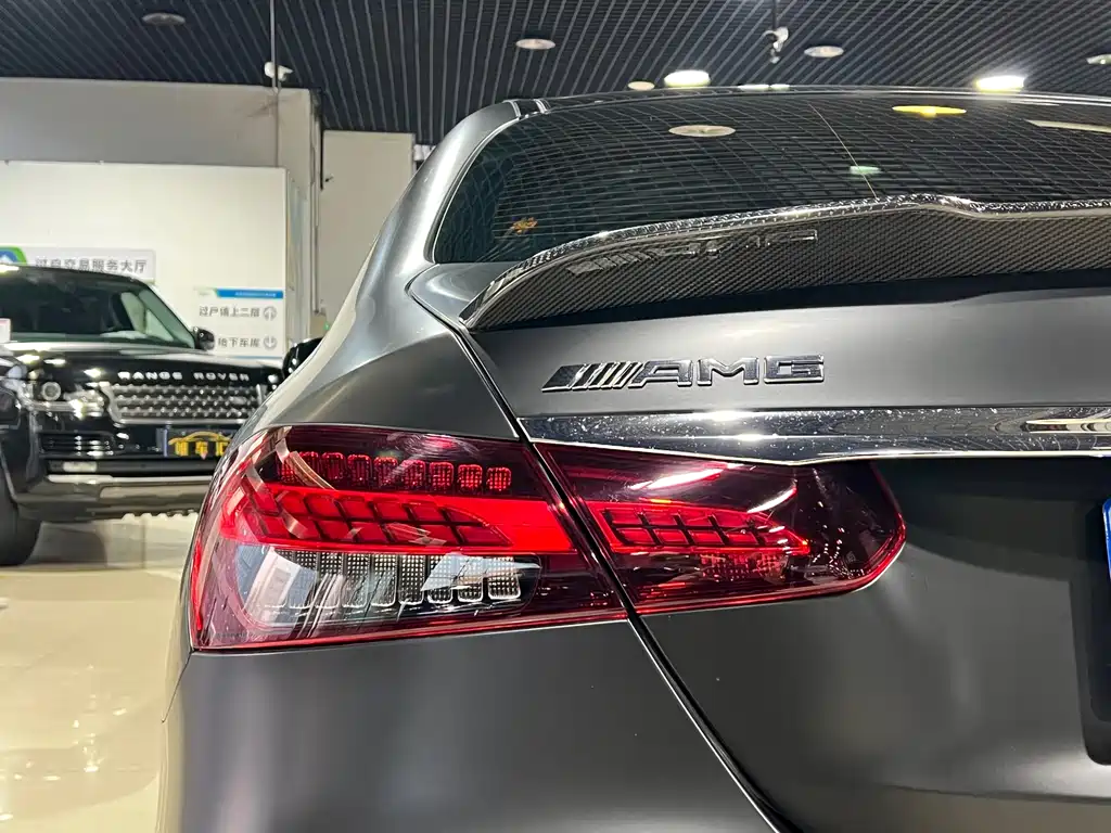 MERCEDES-BENZ E CLASS AMG