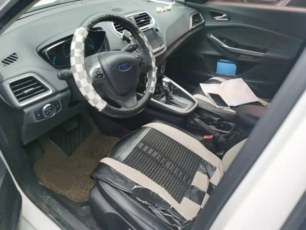 Ford Escort — миниатюра 20