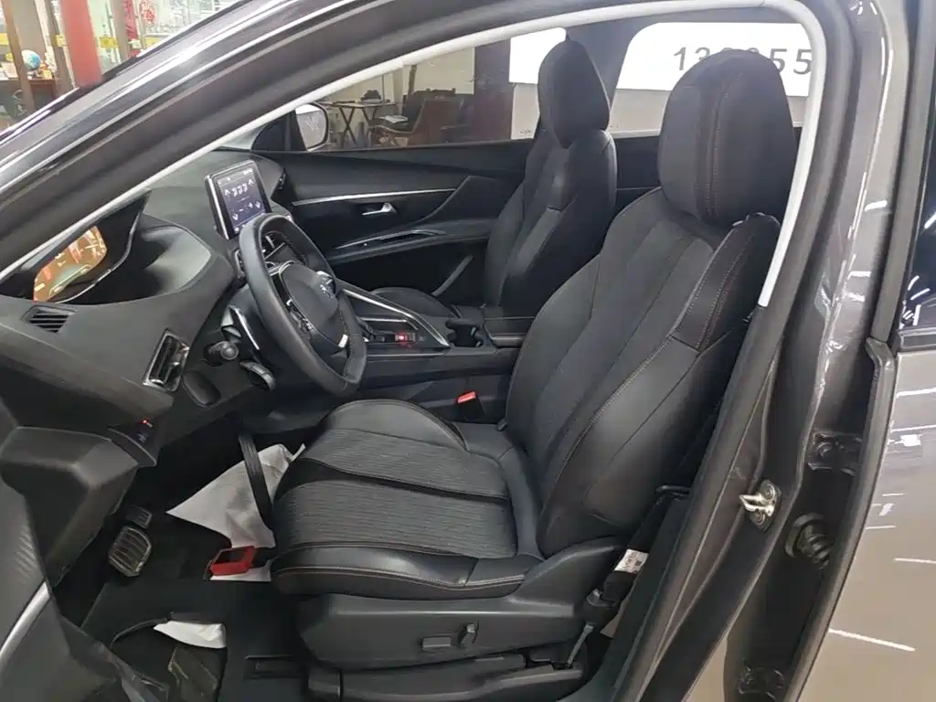 Peugeot 5008 — миниатюра 15