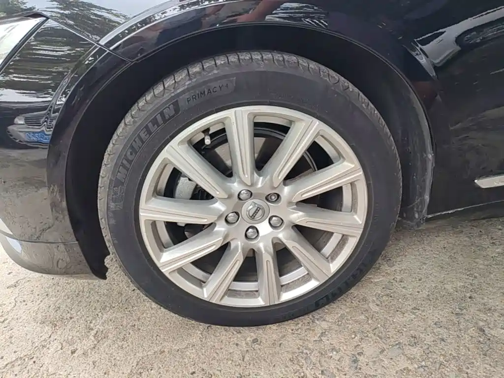 Volvo S90 — миниатюра 23