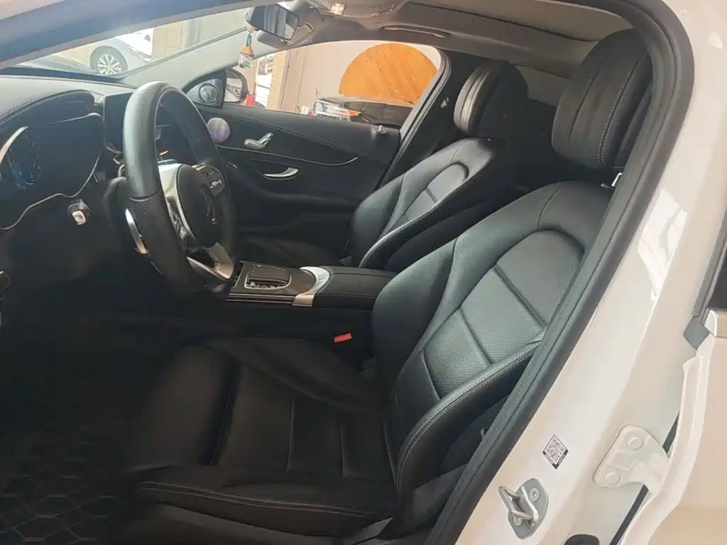 Mercedes-Benz C-Class — миниатюра 15