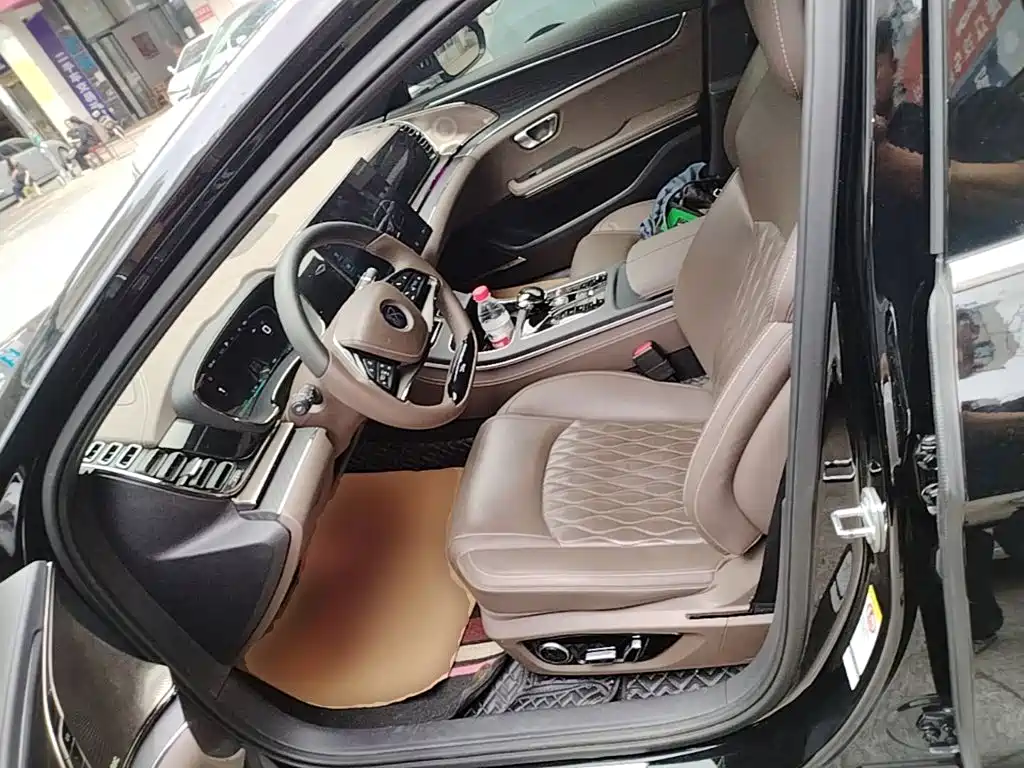BYD Han — миниатюра 15