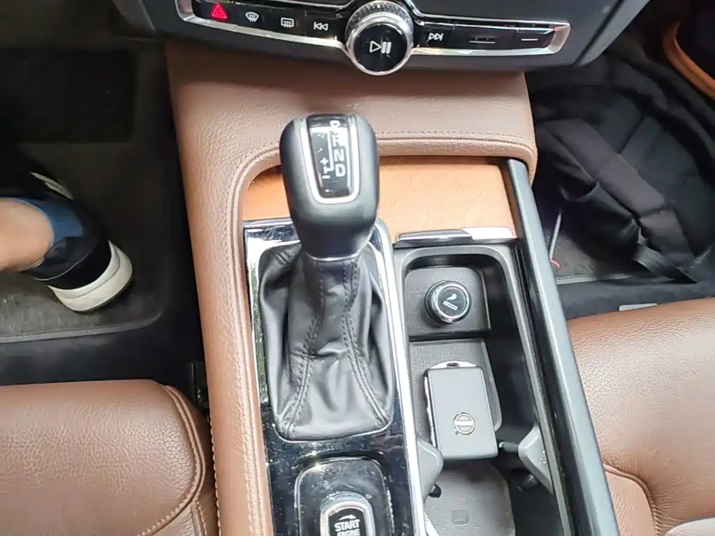 Volvo S90 — миниатюра 14