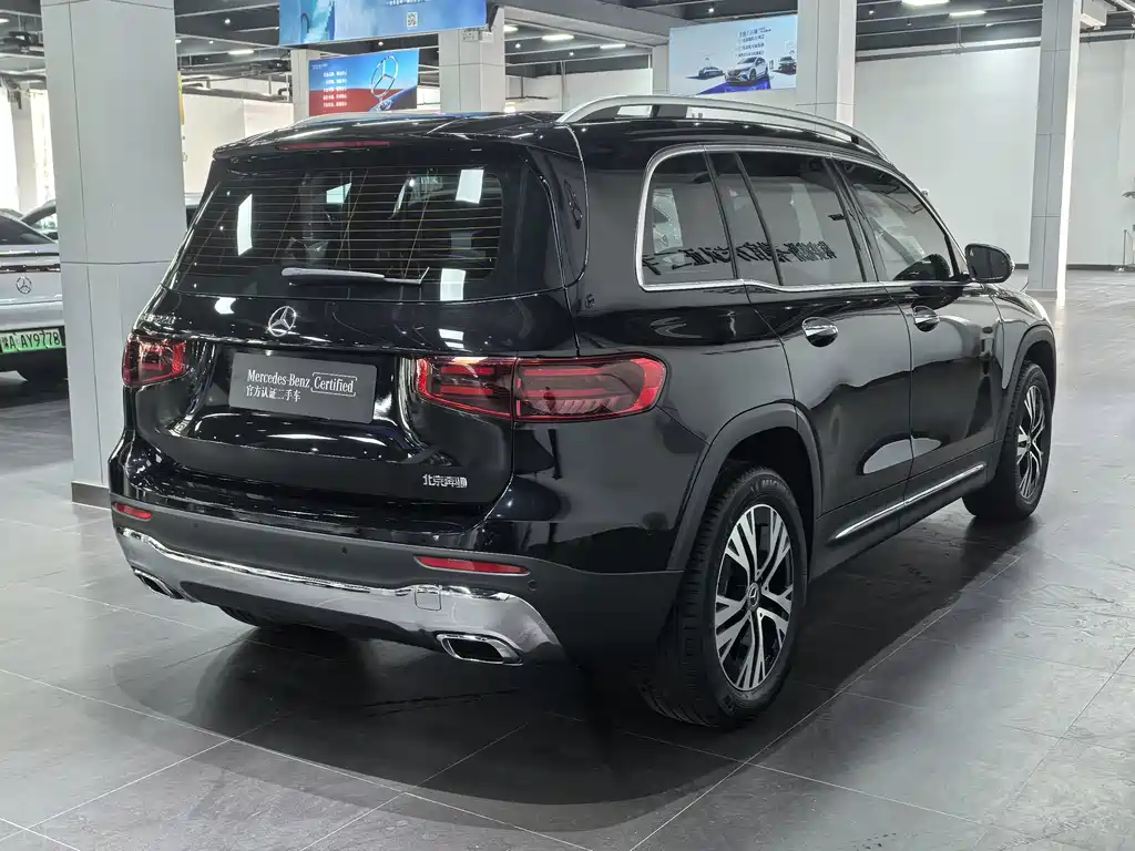 Mercedes-Benz GLB — миниатюра 15
