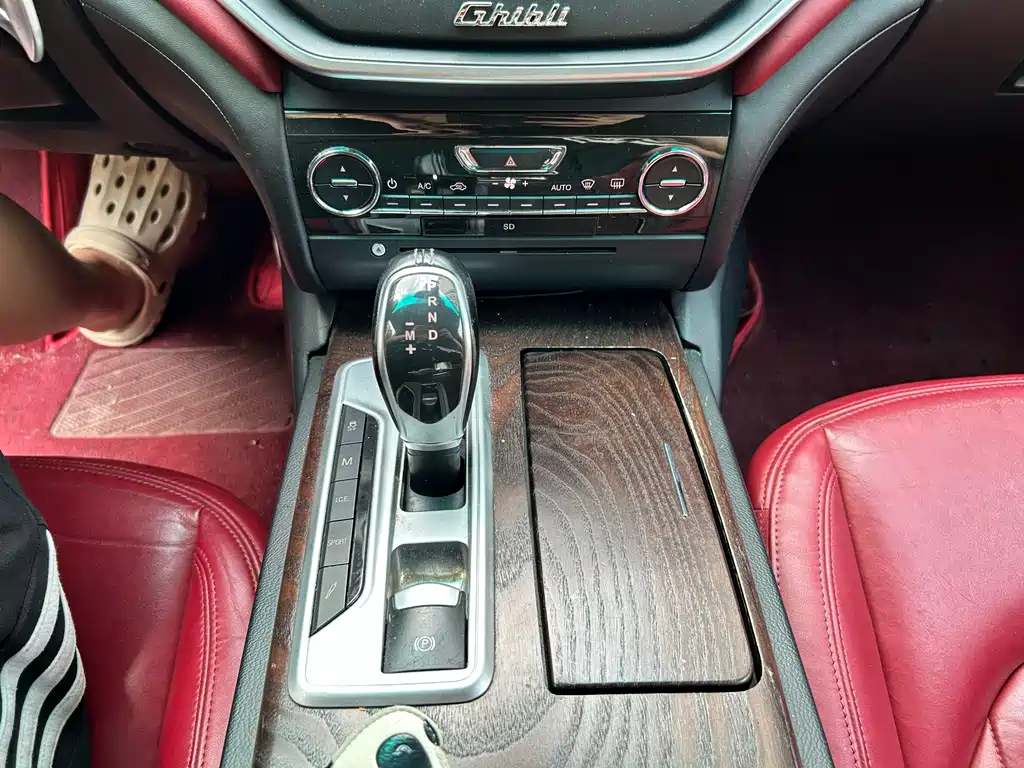 Maserati Ghibli — миниатюра 11