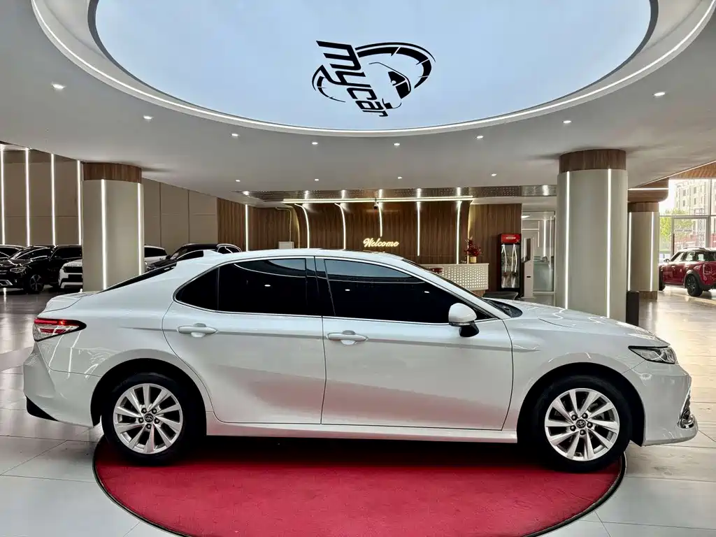 Toyota Camry 2023 2.0GVP Lead