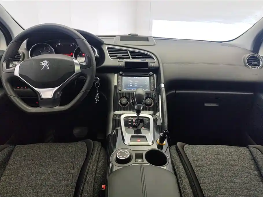 Peugeot 3008 1.6THP Auto Classic Edition, фото 12