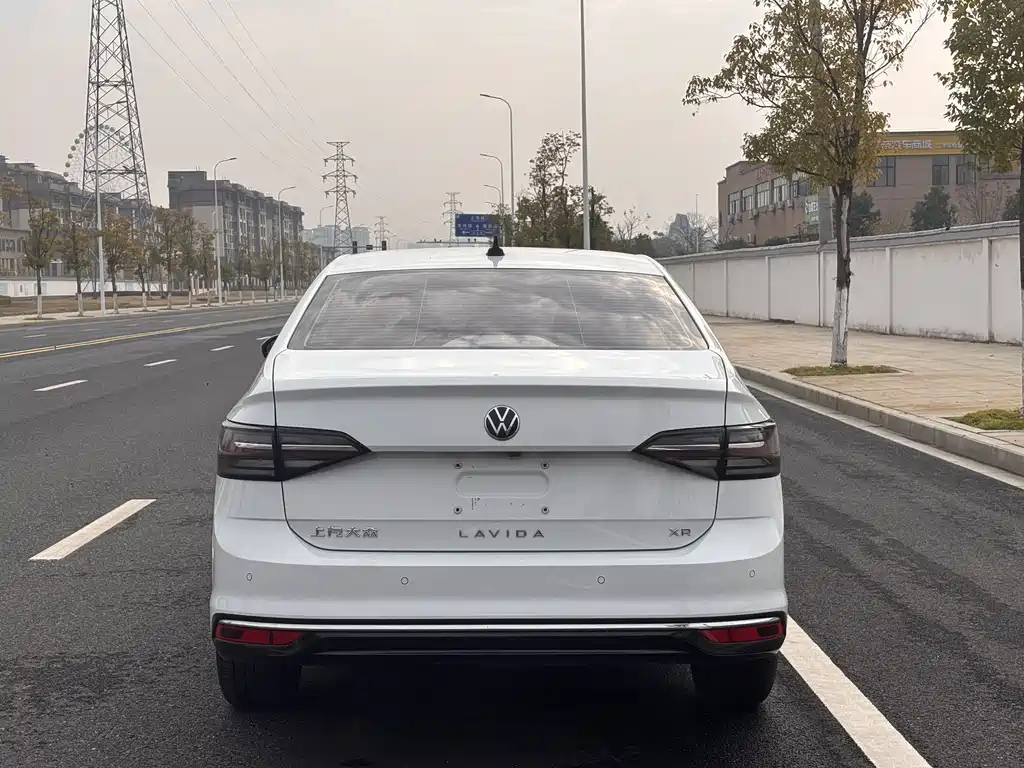 VOLKSWAGEN LAVIDA