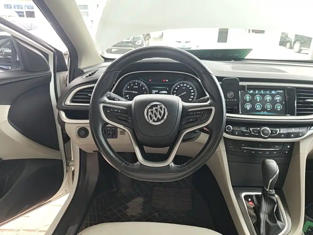 Buick Excelle — миниатюра 11