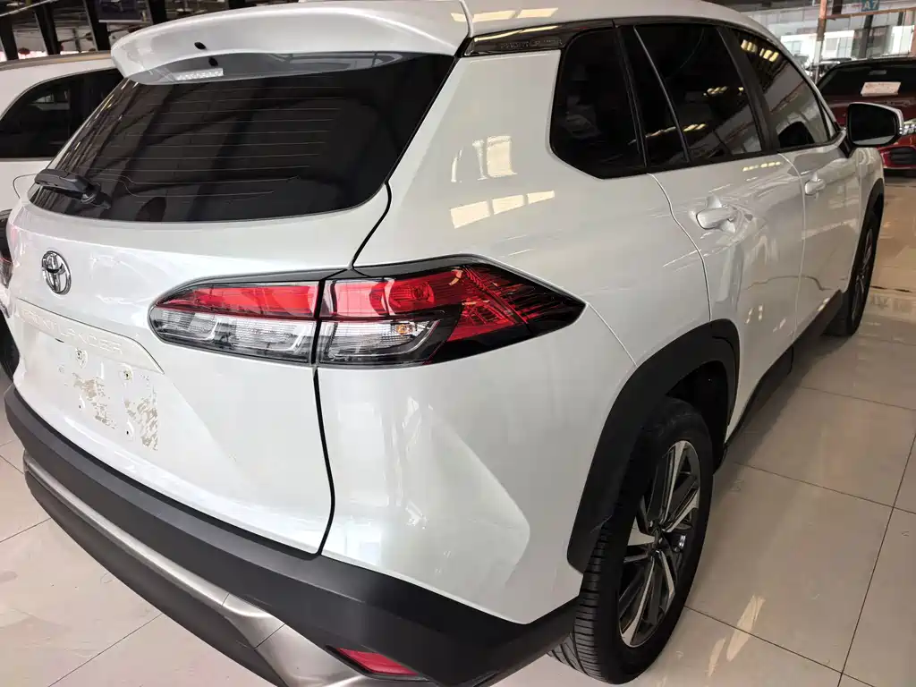 Toyota Frontlander — миниатюра 4