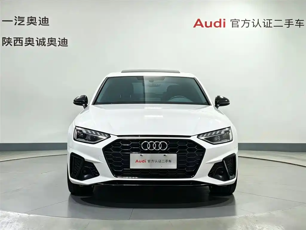 Audi A4L 2024 40 TFSI Luxury