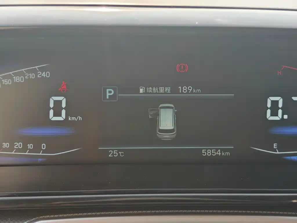 Hyundai Custo 2024 270TGDi TOP Flagship