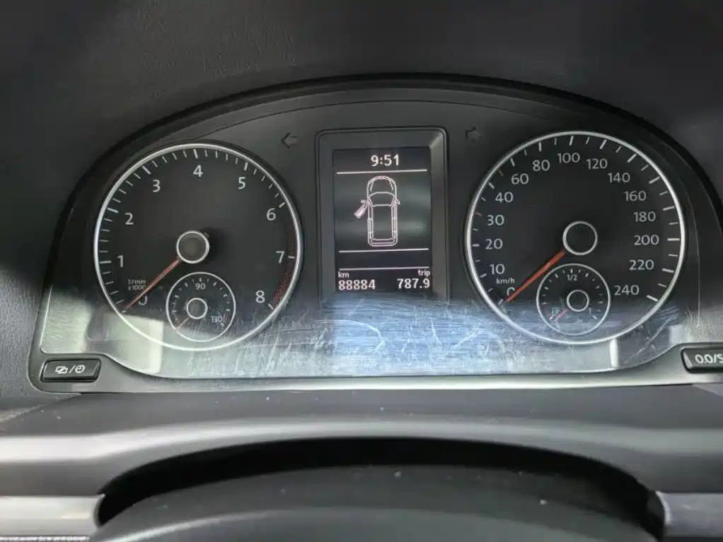 Volkswagen Touran — миниатюра 6