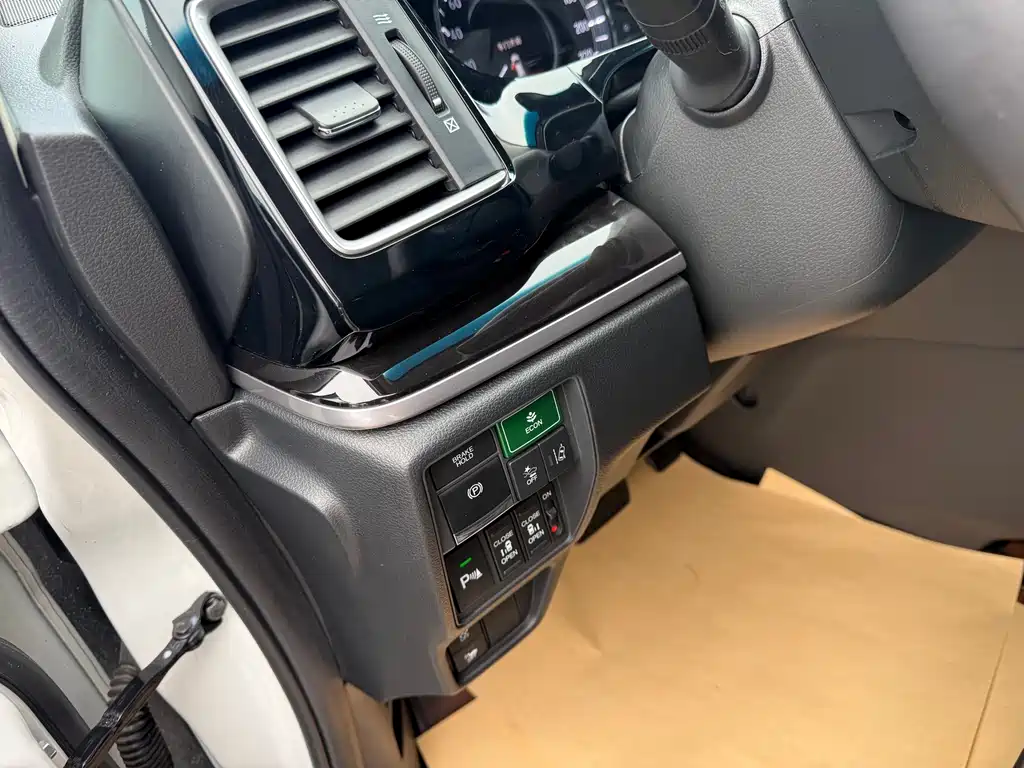 Honda Elysion 2019 2.0L Luxury