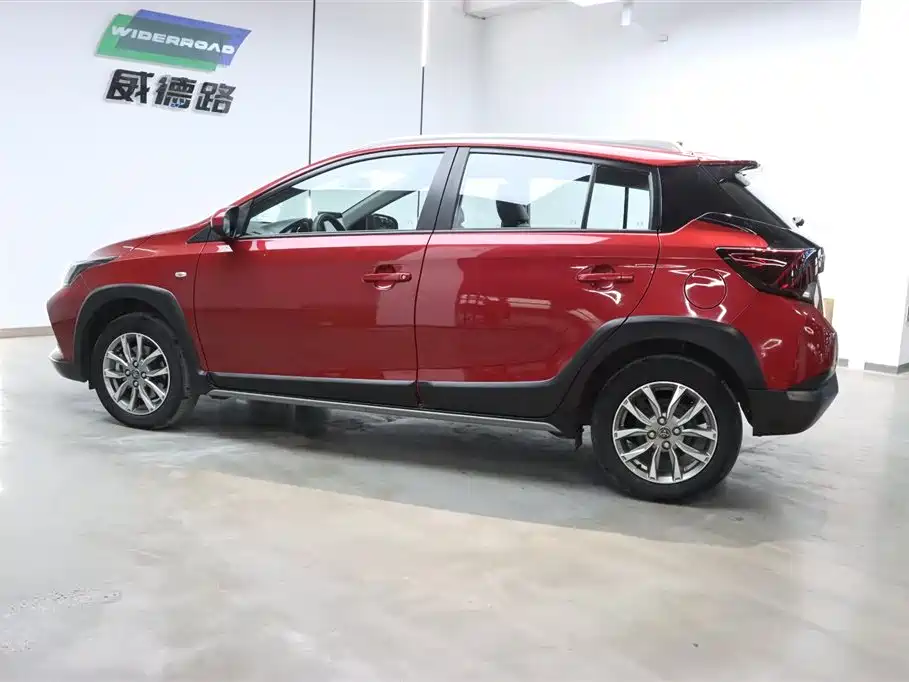 TOYOTA YARIS L ZHIXUAN