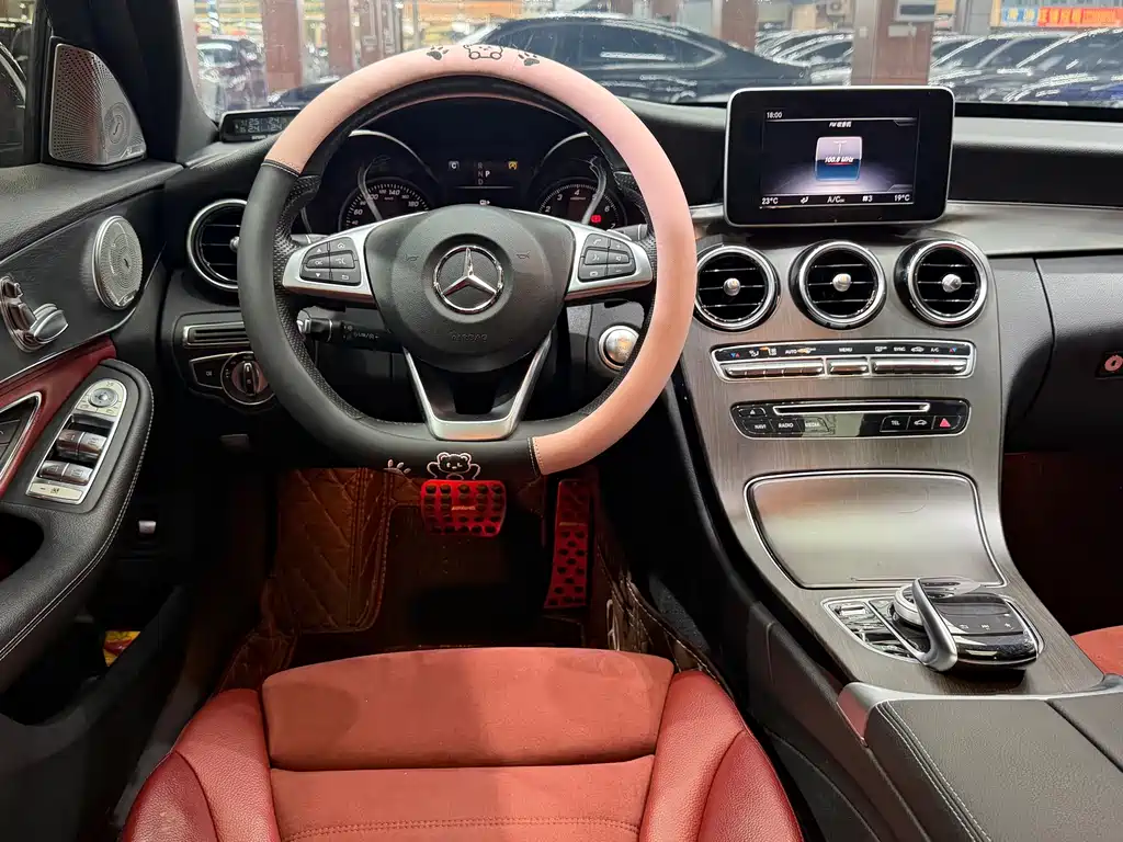 Mercedes-Benz C-Class — миниатюра 6