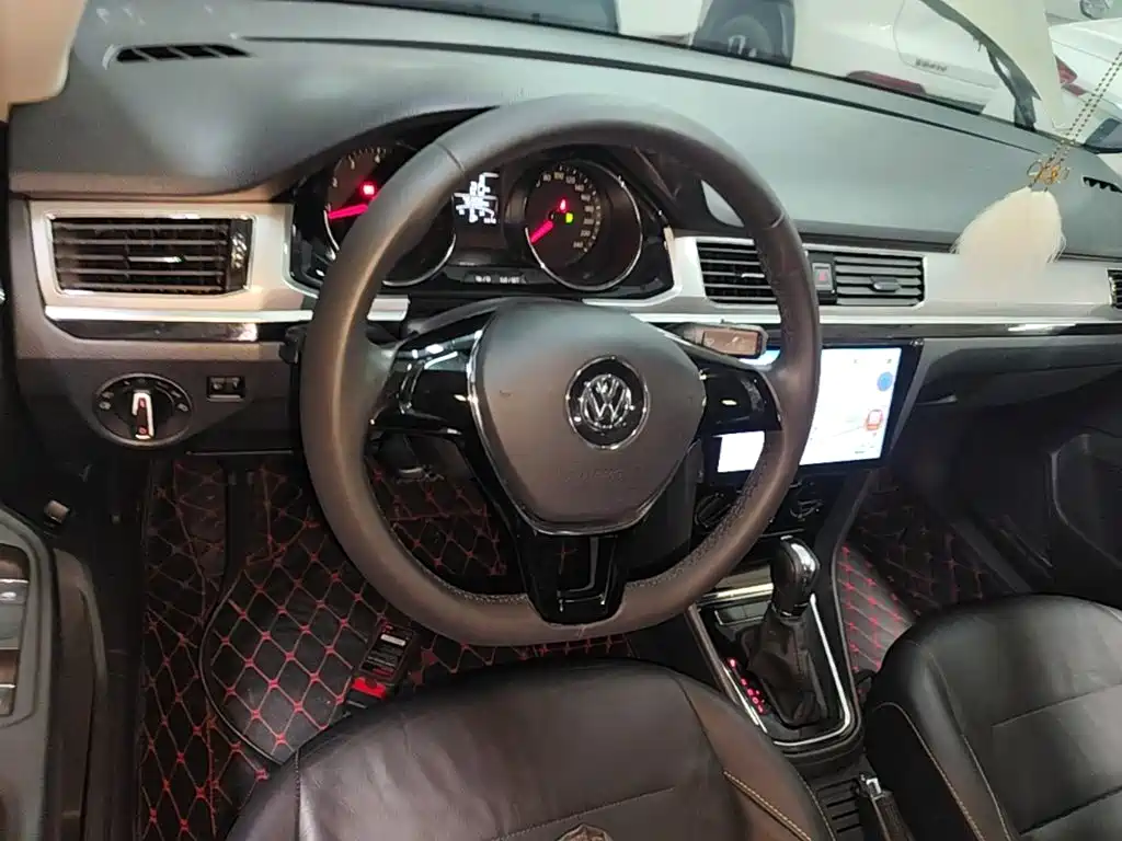 Volkswagen Bora — миниатюра 11