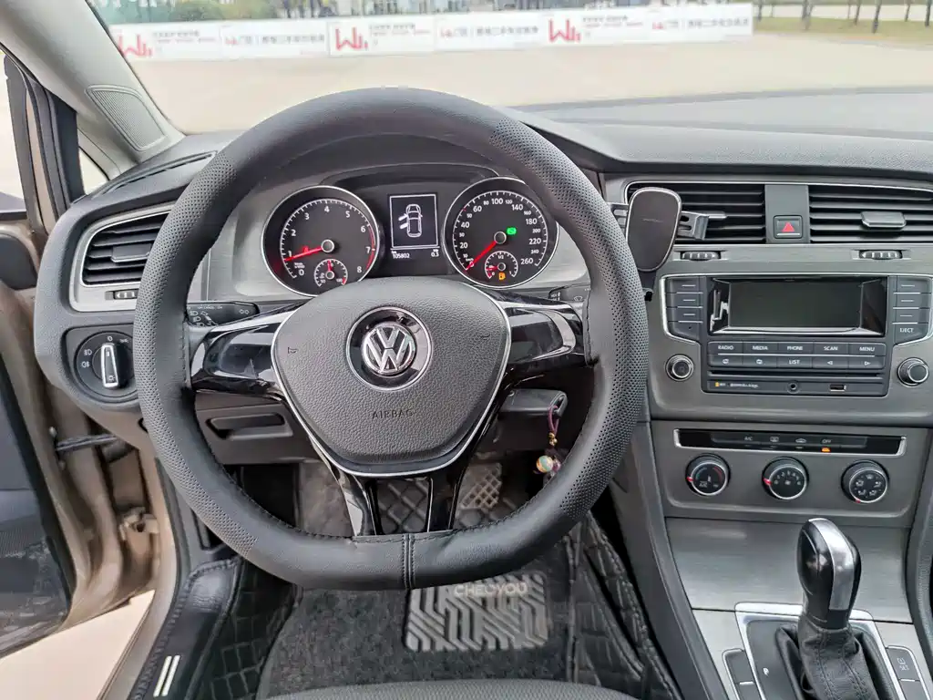 Volkswagen Golf — миниатюра 8