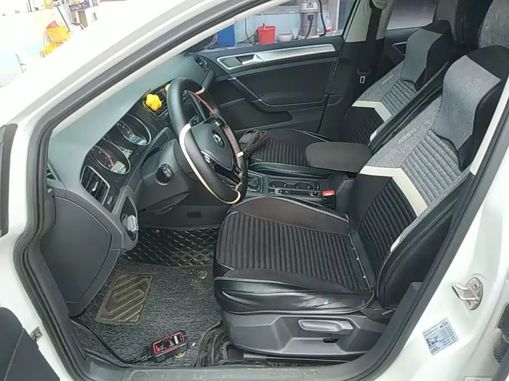Volkswagen Golf — миниатюра 15