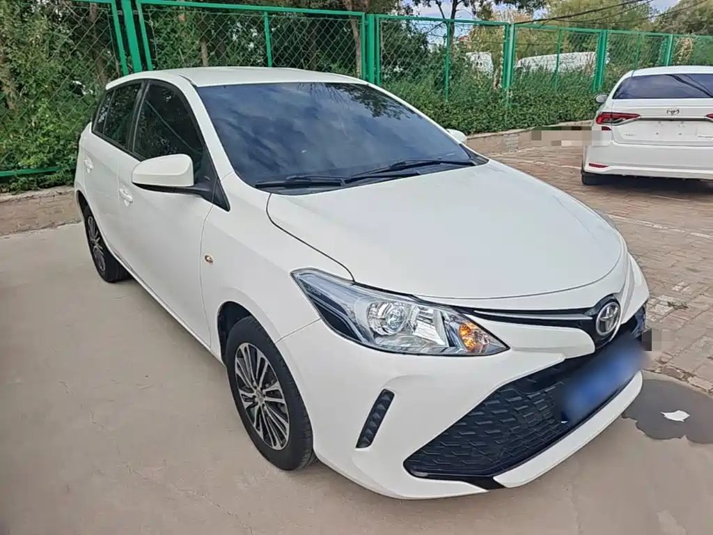 Toyota Vios FS — миниатюра 4