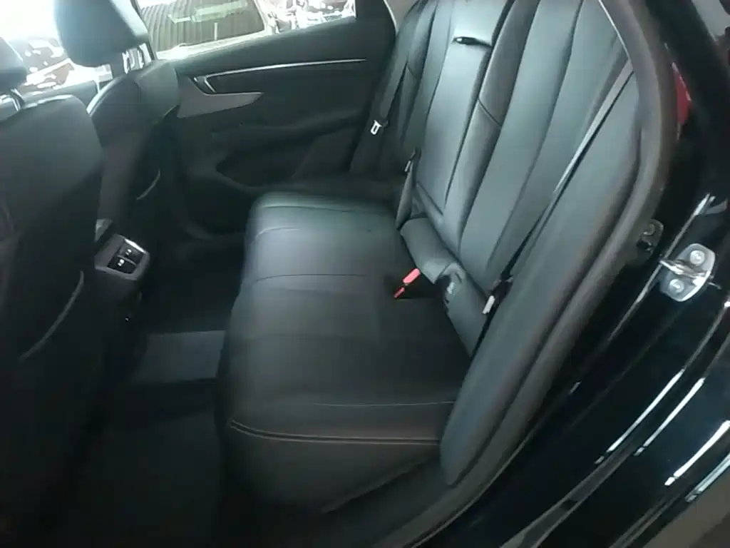 Buick LaCrosse — миниатюра 17