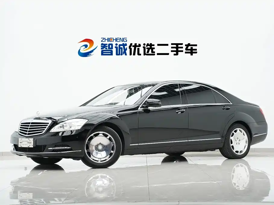 Mercedes-Benz S-Class 2011