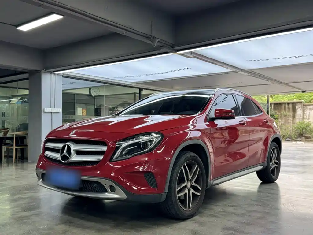 Mercedes-Benz GLA 2016 GLA 200 Fashion