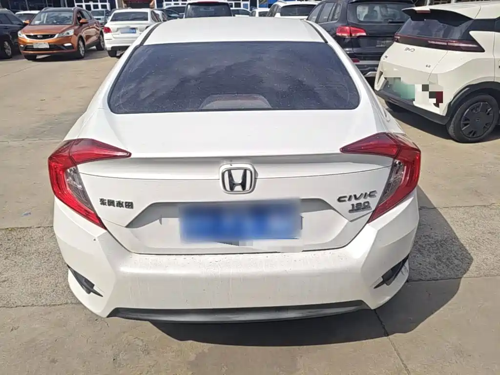 Honda Civic — миниатюра 6