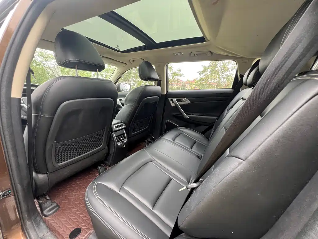 Geely Boyue — миниатюра 11