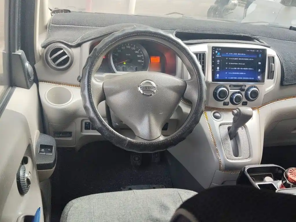 Nissan NV200 — миниатюра 11