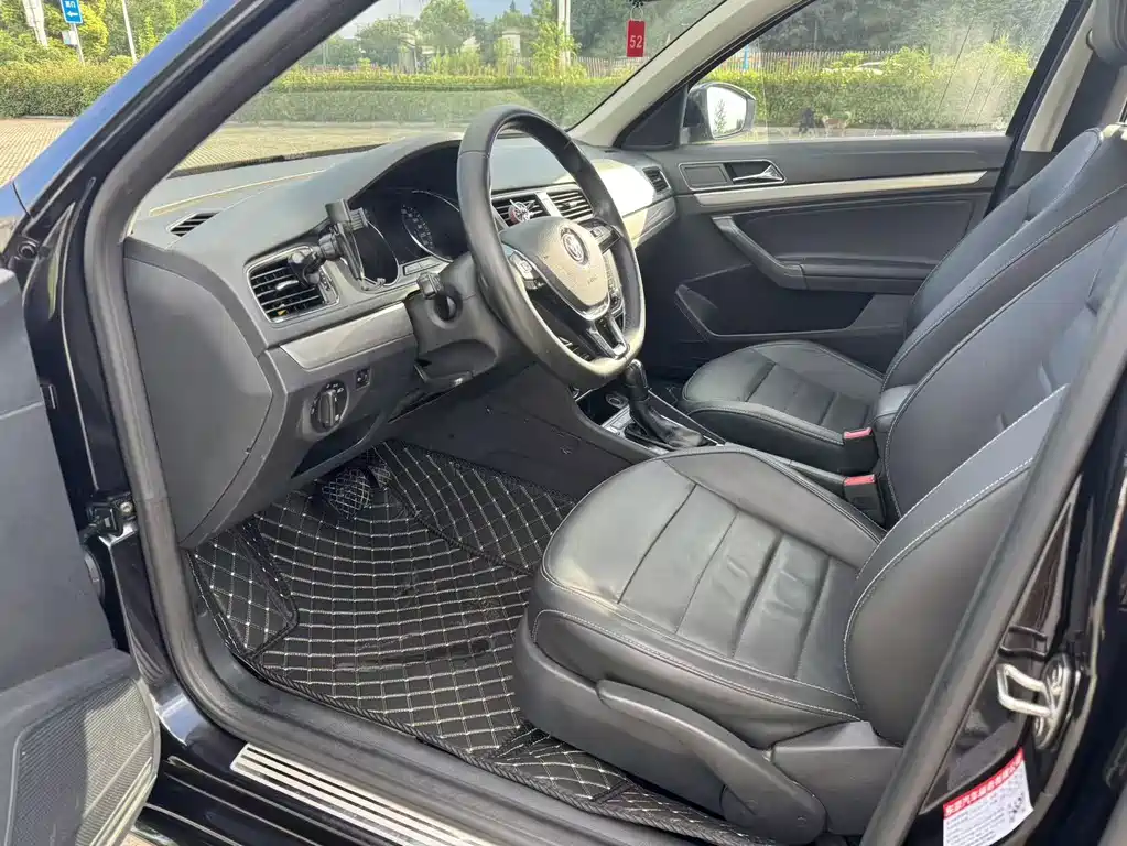 Volkswagen Lavida — миниатюра 11