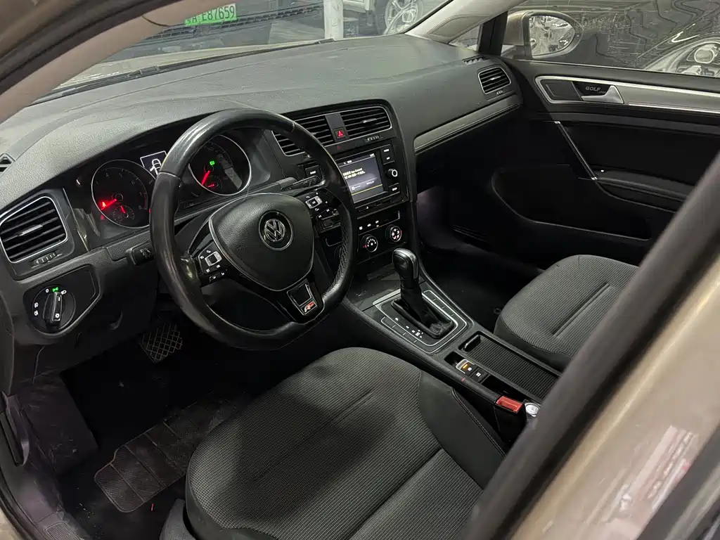 Volkswagen Golf 2019 280TSI DSG Comfort V