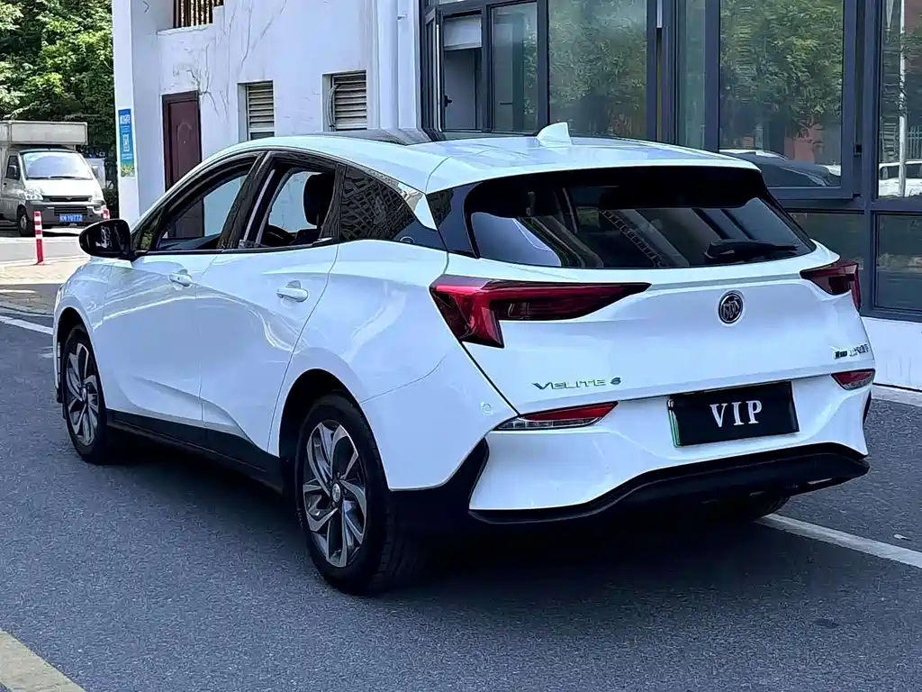 BUICK SLIGHTLY BLUE 6