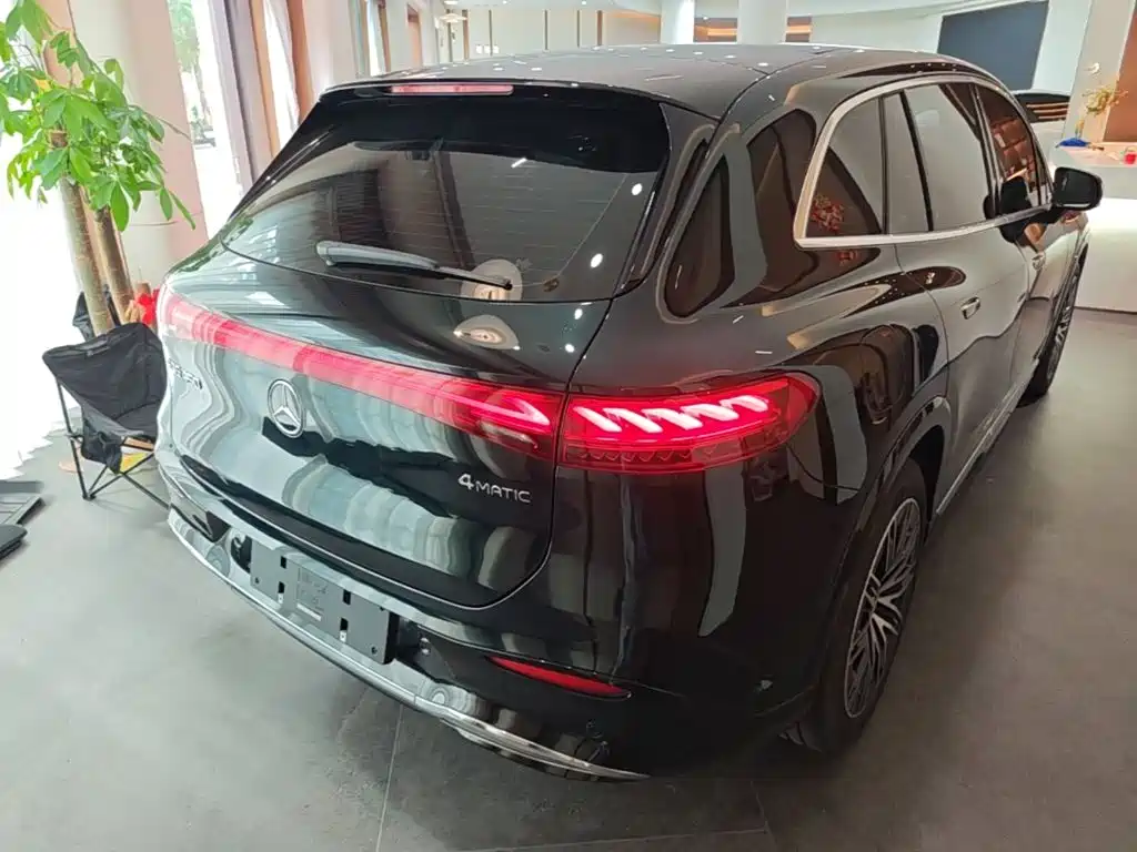 Mercedes-Benz EQS 2023 450+