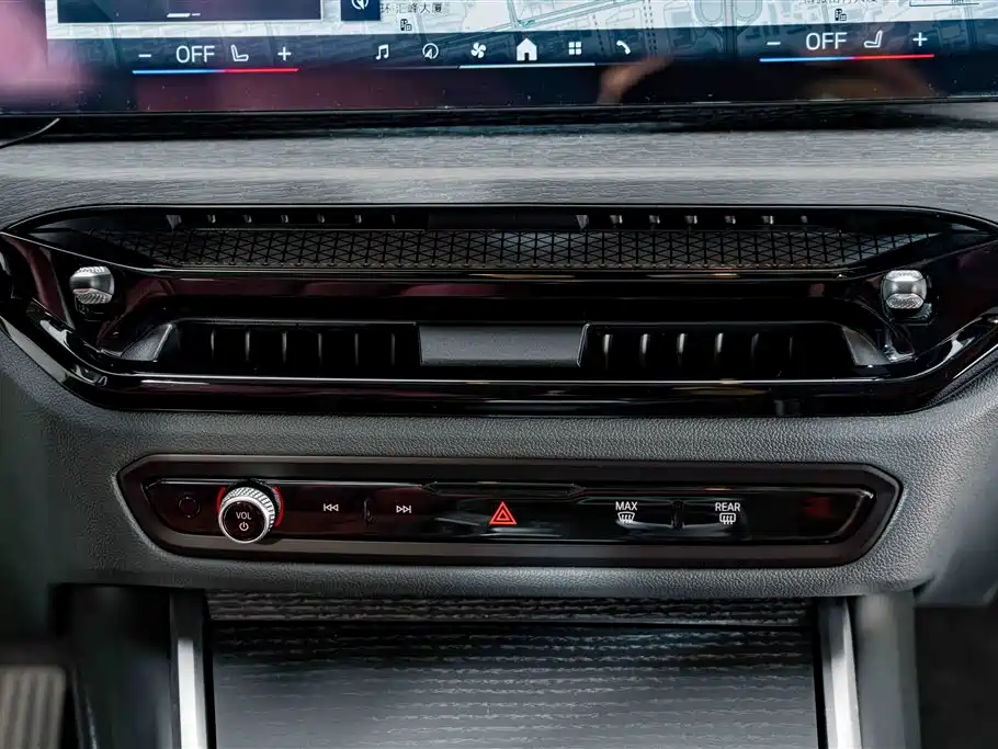BMW 3 Series — миниатюра 13