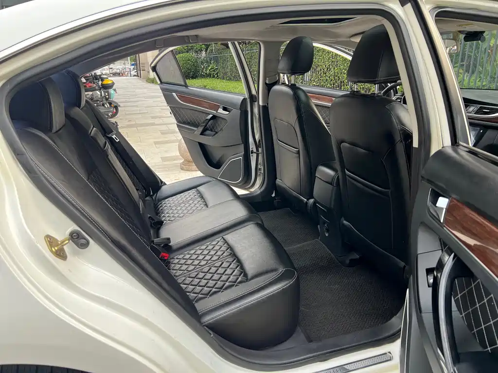 Zotye Zotye Z500 — миниатюра 9