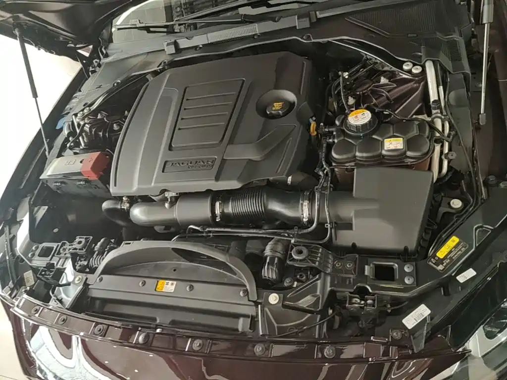 Jaguar XFL — миниатюра 20