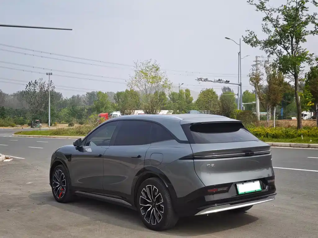 Zeekr 7X — миниатюра 8