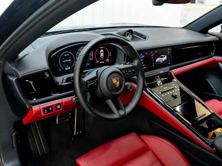 Porsche Panamera — миниатюра 24